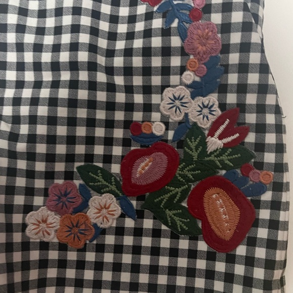 ZARA beautiful shorts black/white with floral pattern. Size L. Side zipper. - Picture 6 of 13